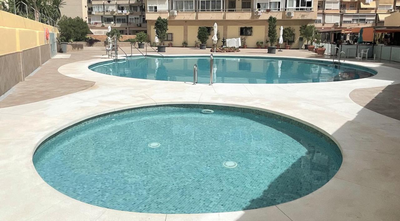 Ver93 - Redstudio Torremolinos Dış mekan fotoğraf